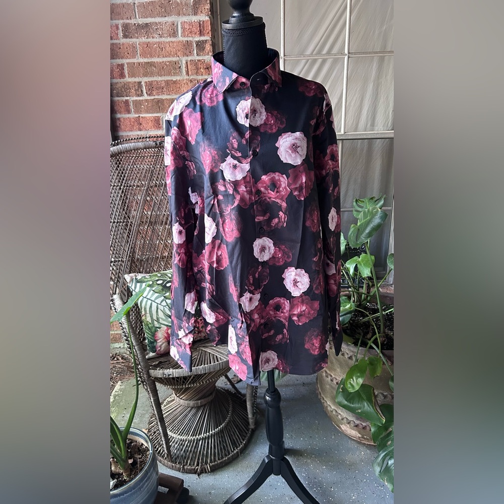 Men’s Express Floral Long Sleeve Button Down Shirt
NWT